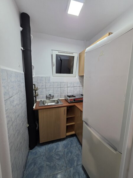 Decebal, Rond Alba Iulia, pe Moise Nicoara, renovata, mobilata si utilata,