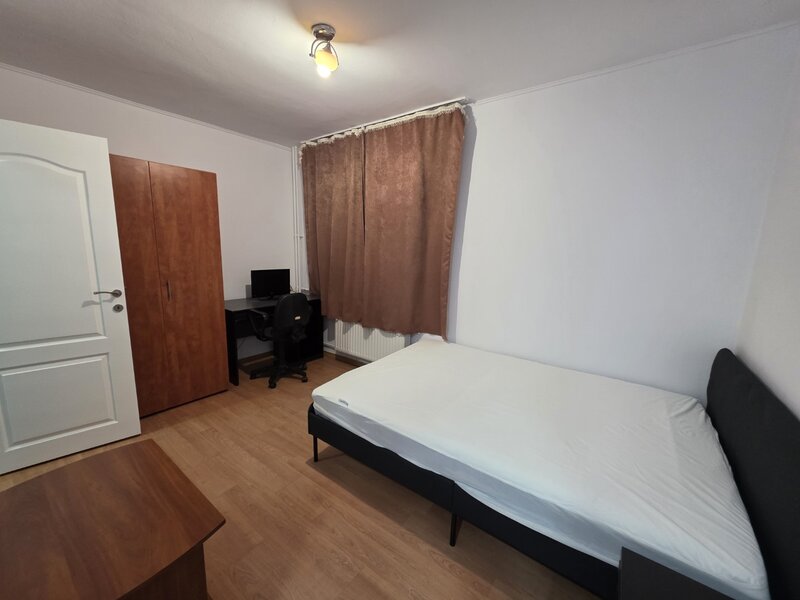 Decebal, Rond Alba Iulia, pe Moise Nicoara, renovata, mobilata si utilata,